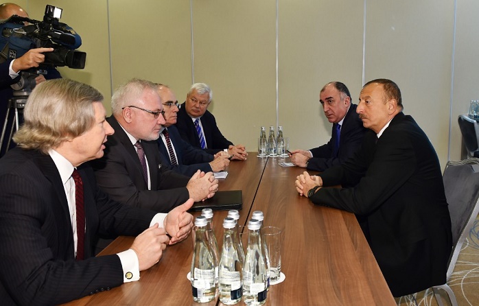 Azerbaijani president meets with OSCE MG co-chairs in Warsaw 